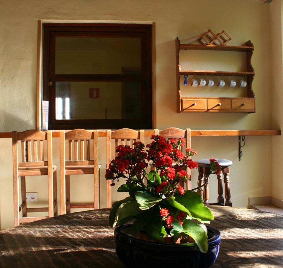 Casa Antiquary Hostel เบนีตาเชลล์ ภายนอก รูปภาพ