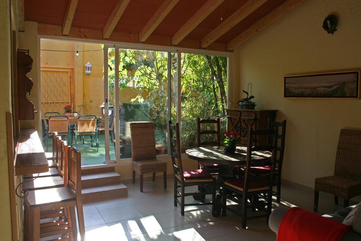 Casa Antiquary Hostel เบนีตาเชลล์ ภายนอก รูปภาพ