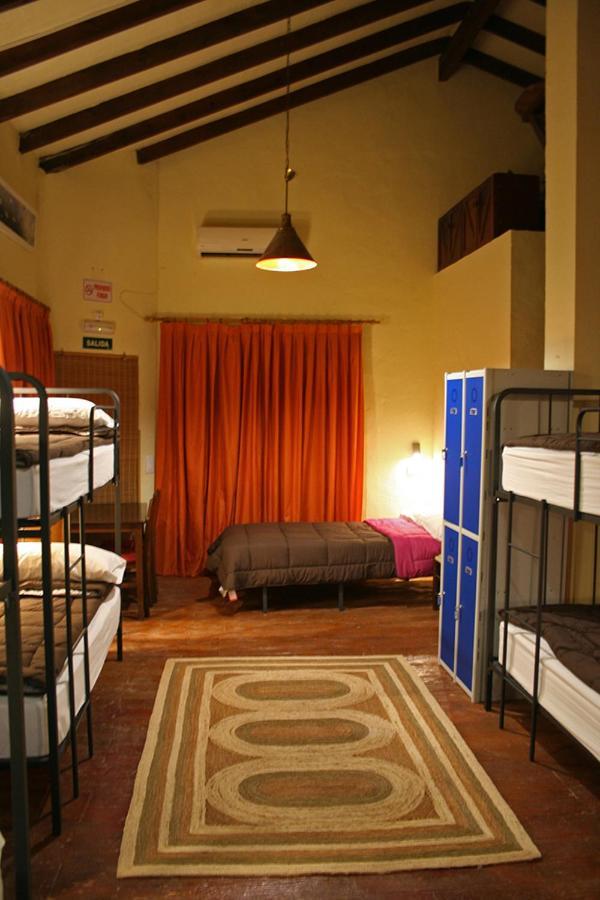 Casa Antiquary Hostel เบนีตาเชลล์ ภายนอก รูปภาพ