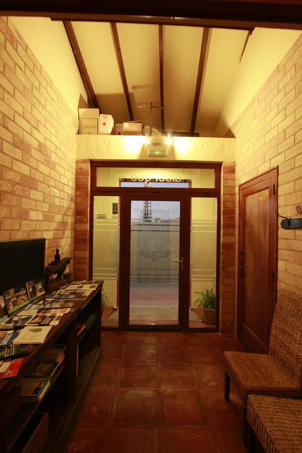 Casa Antiquary Hostel เบนีตาเชลล์ ภายนอก รูปภาพ
