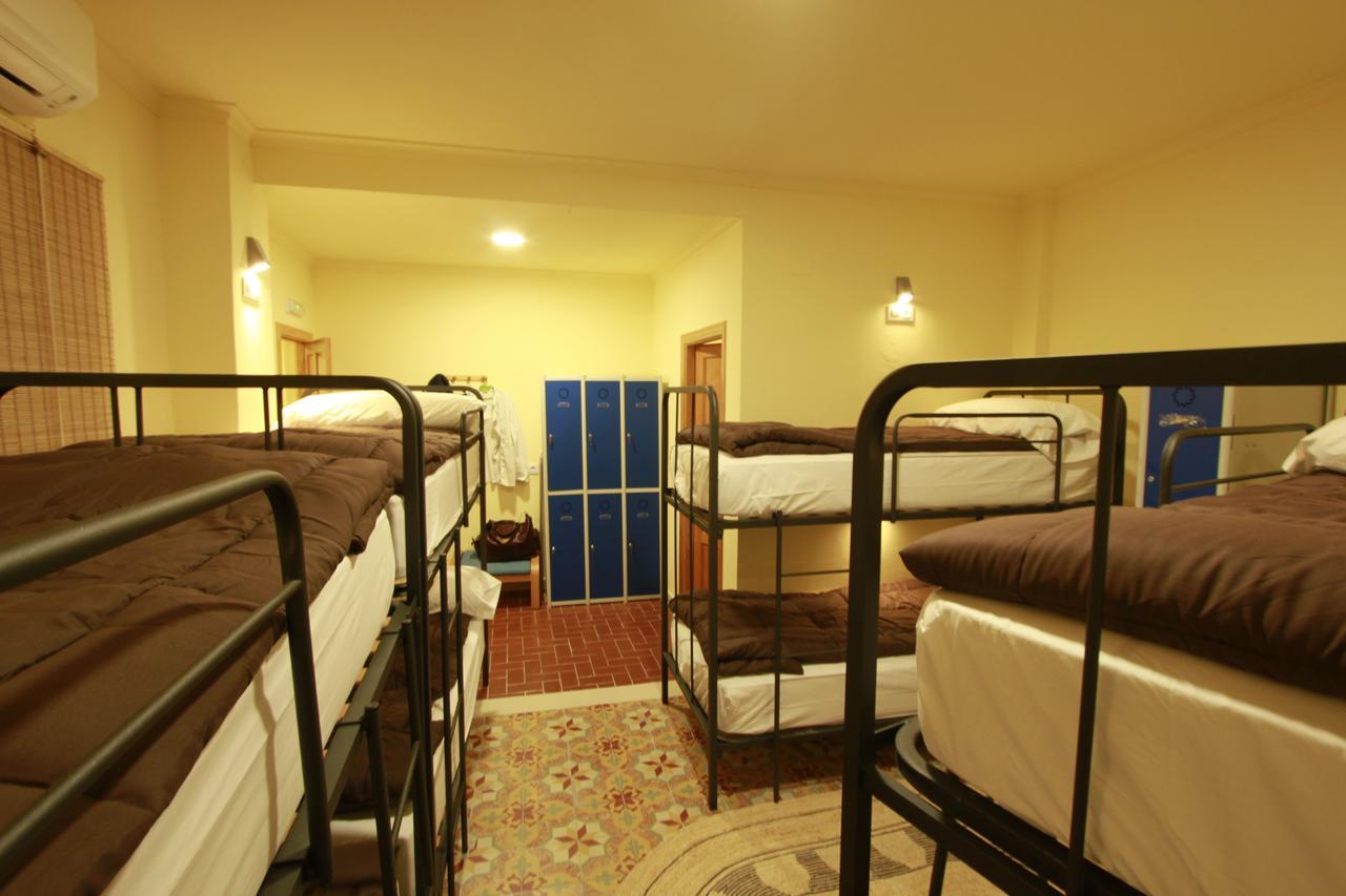 Casa Antiquary Hostel เบนีตาเชลล์ ภายนอก รูปภาพ